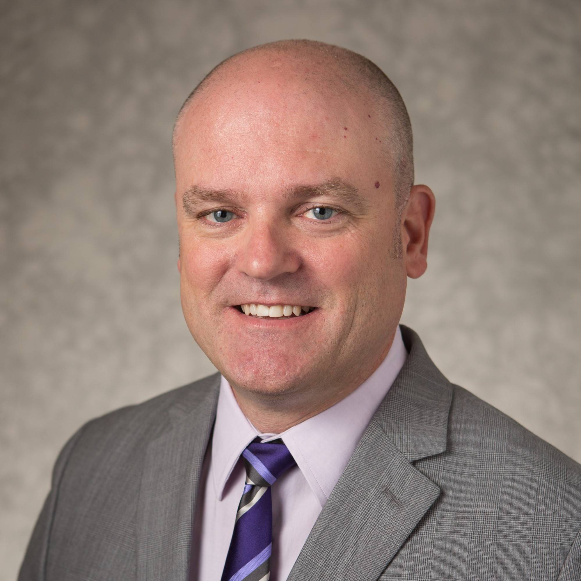 Headshot of Rodd Lowell
